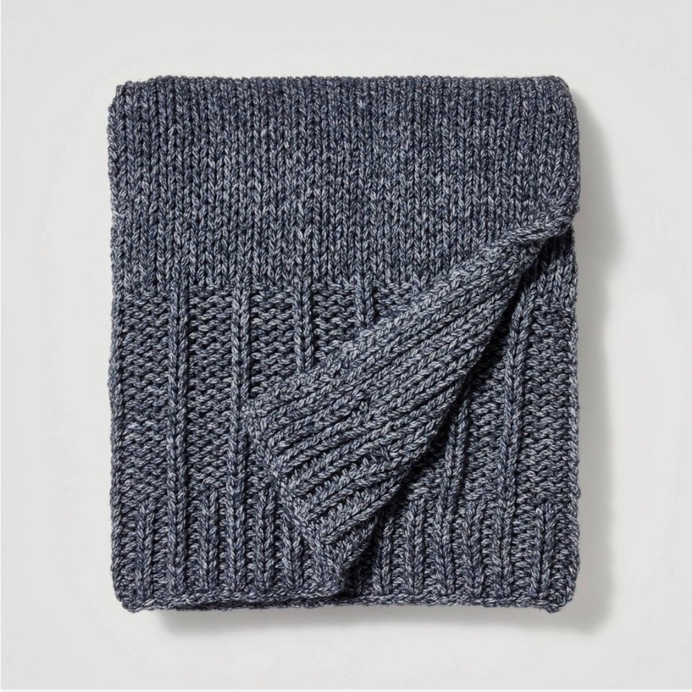 Chunky Knit Throw Blanket Navy Blue – Threshold Studio‎ McGee, Target